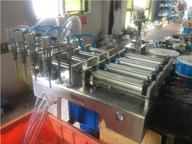 ミンラルウォーター充填機