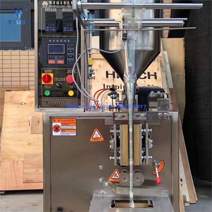 automatic body lotion packaging machine (3)