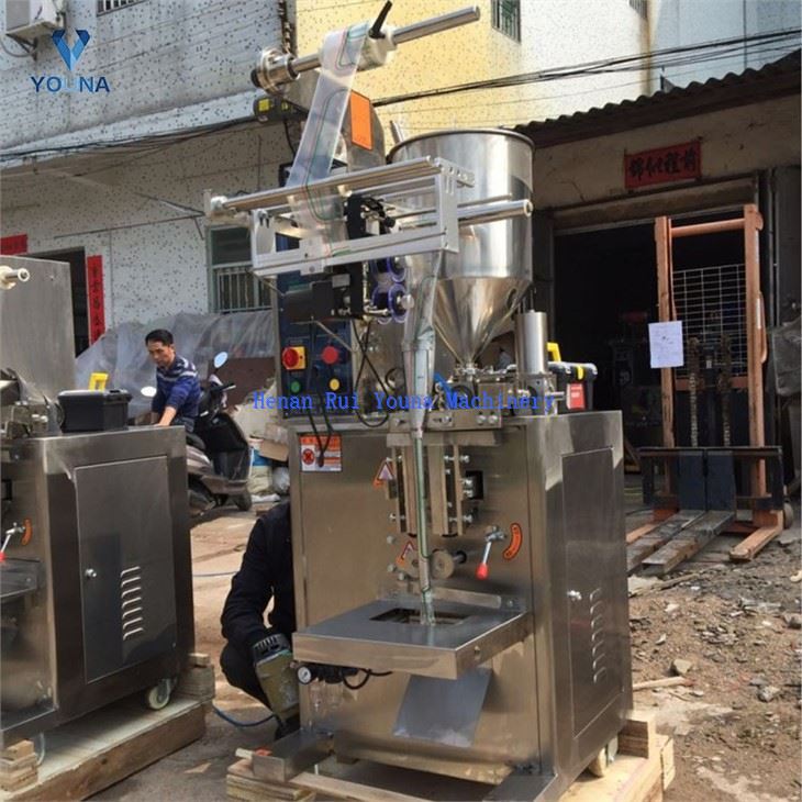 automatic body lotion packaging machine (4)